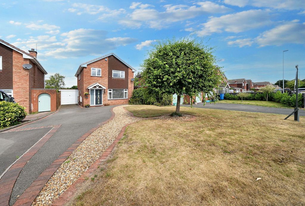 Property photo 1 of 29