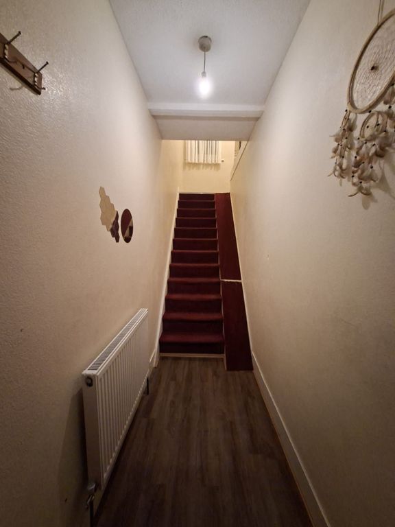 Property photo 2 of 11 Photo 1