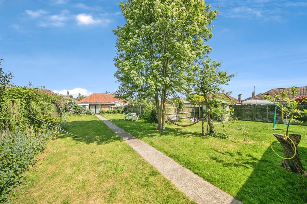 Property photo 1 of 17 Photo