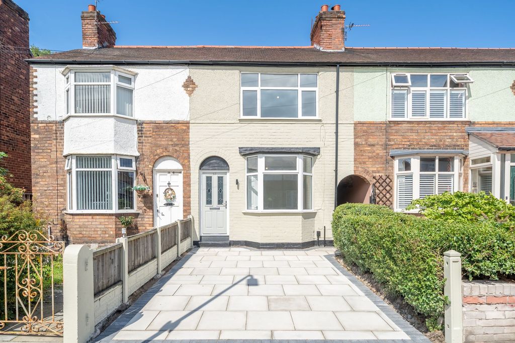 Property photo 1 of 17