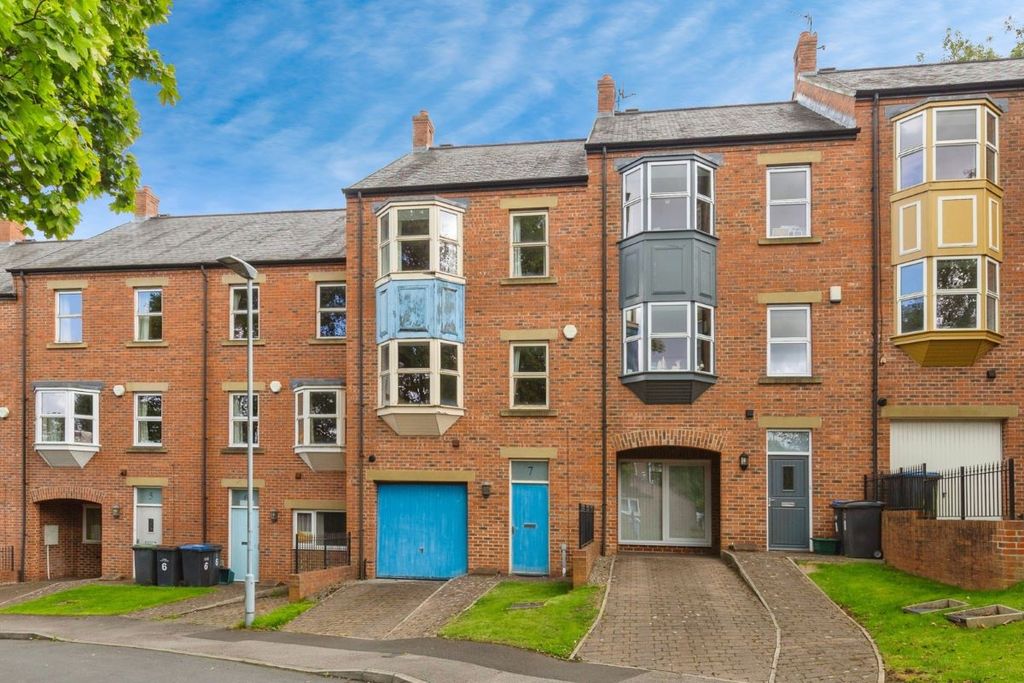 Property photo 1 of 10 Image 1