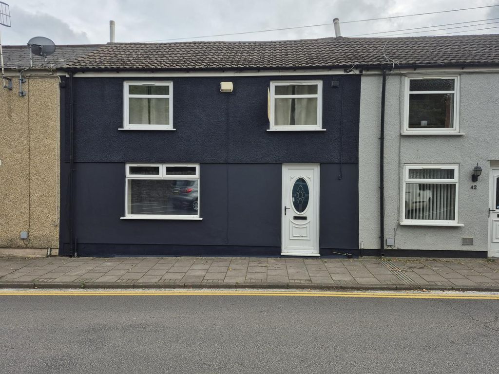 Property photo 1 of 4