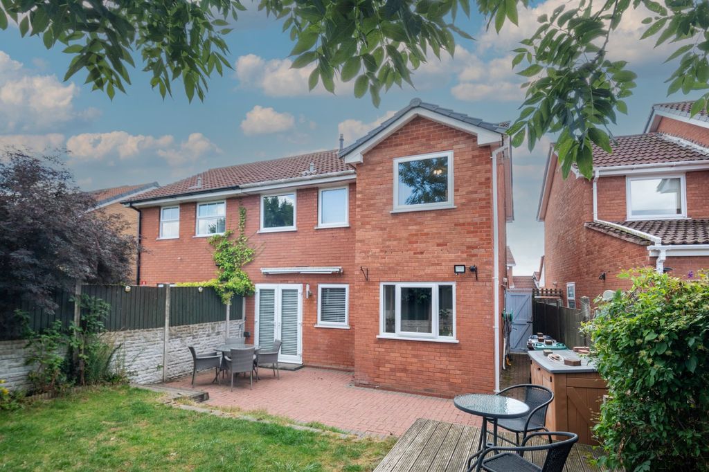 Property photo 2 of 14 Picture No. 05