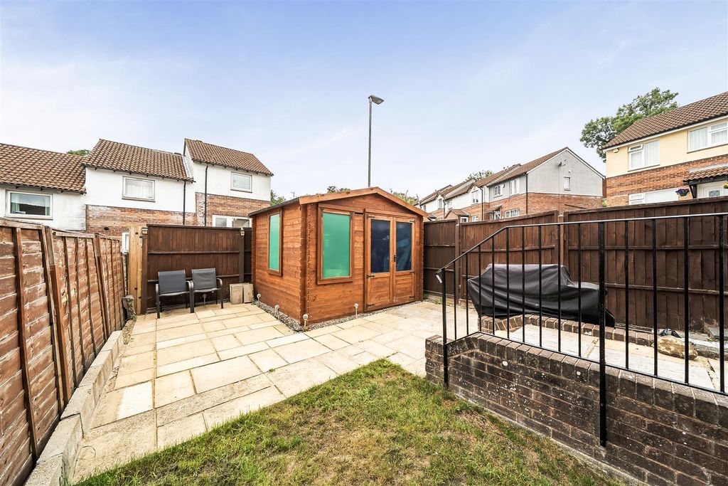 Property photo 2 of 16 Rear Garden