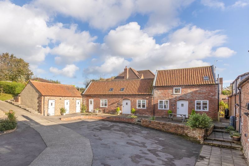 Property photo 3 of 41 Guillemot &amp; Puffin Cottages