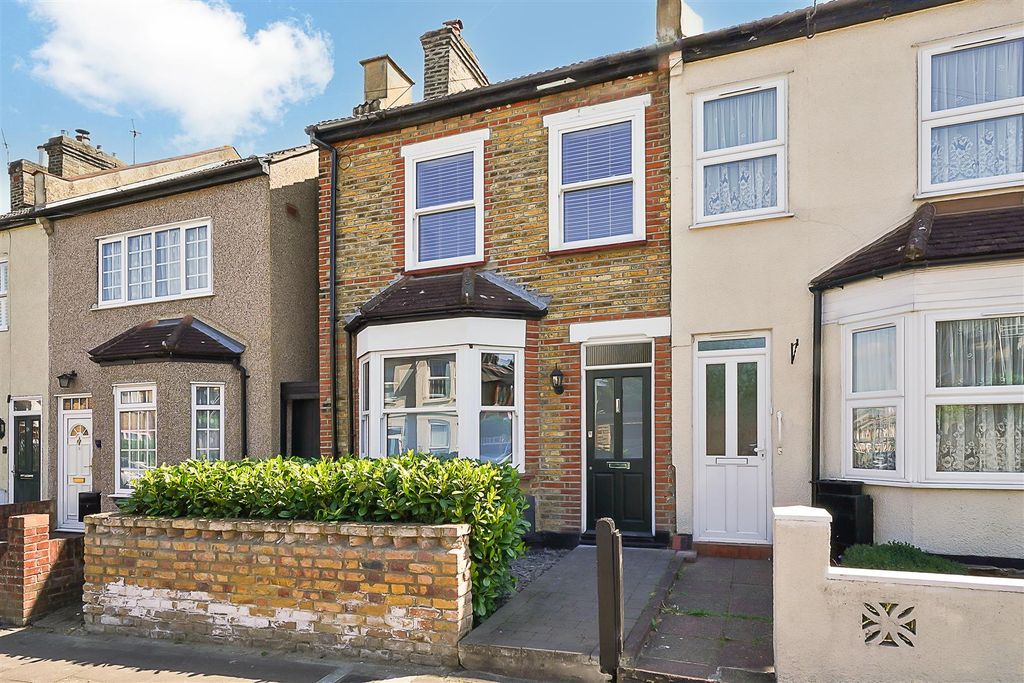 Property photo 2 of 16 14 Victoria Road - Tgqayl6Fl6Xguqoya2H1.Jpg