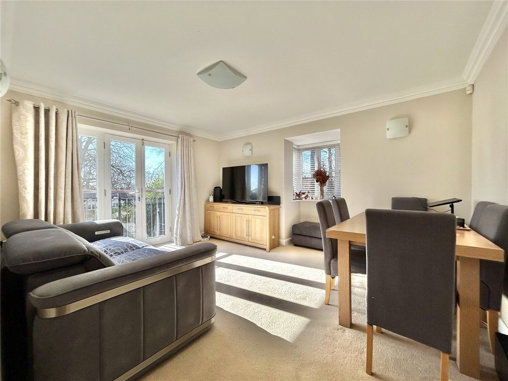 Property photo 2 of 10 Picture No. 02