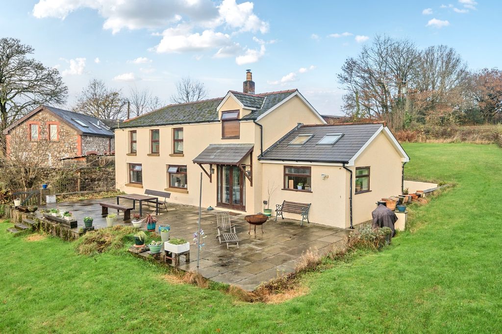 Property photo 1 of 26