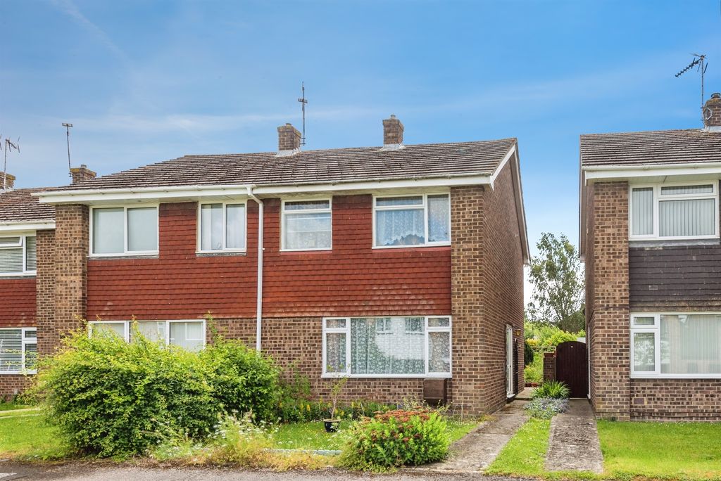 Property photo 1 of 18