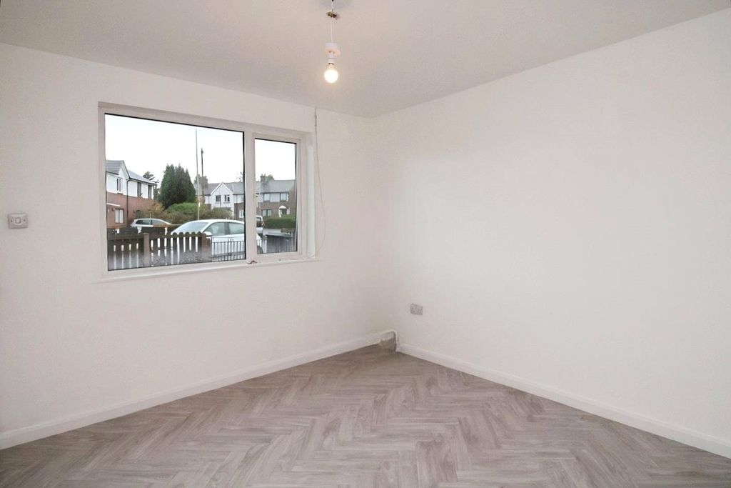 Property photo 3 of 9 Picture No. 07