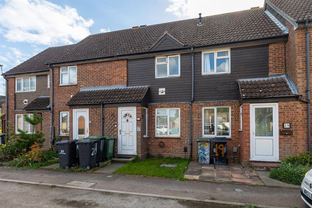 Property photo 1 of 12
