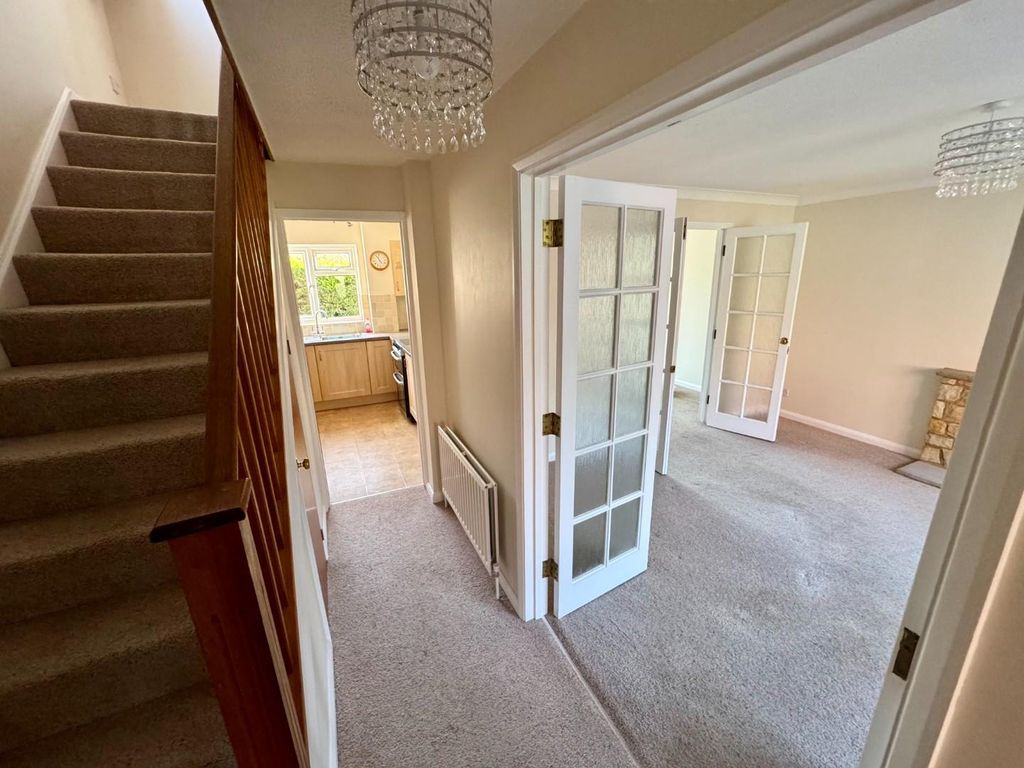 Property photo 3 of 27 Pic 18.Jpeg