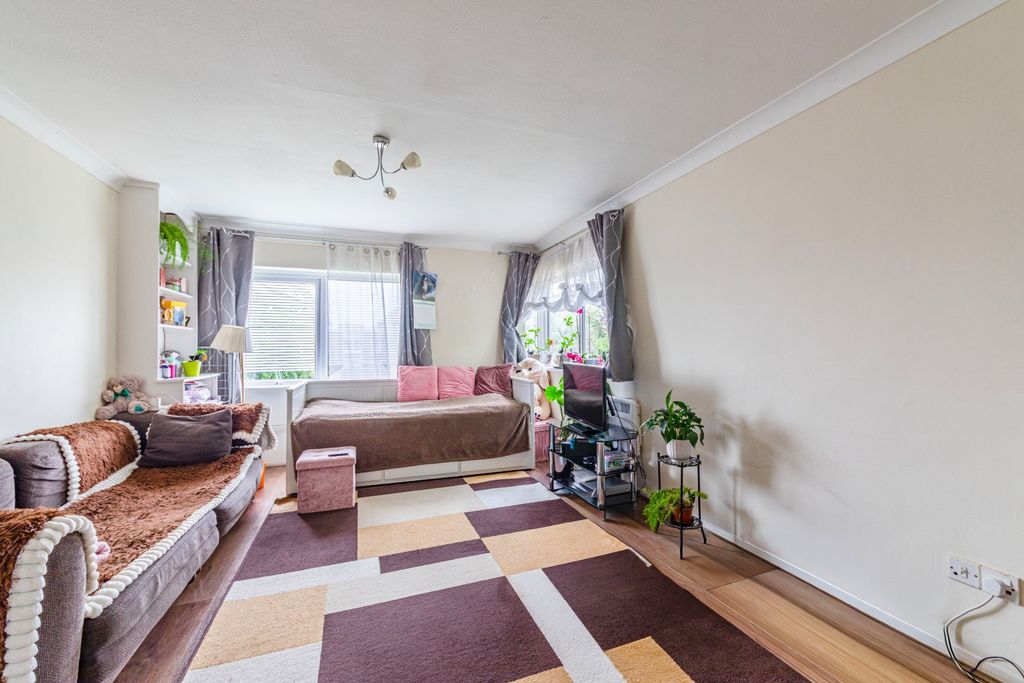 Property photo 2 of 11 Picture No. 05