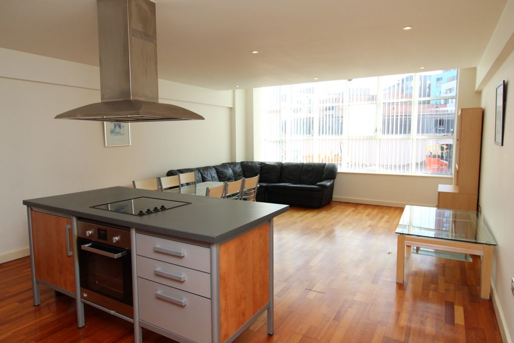 Property photo 1 of 9 Img_6143