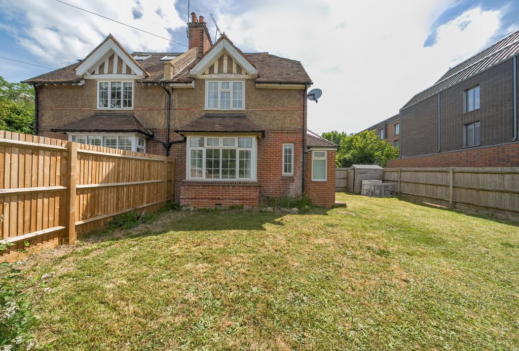 Property photo 1 of 14 1311208-1-685154F...
