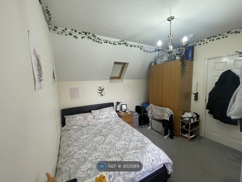 Property photo 2 of 12 Double Bed