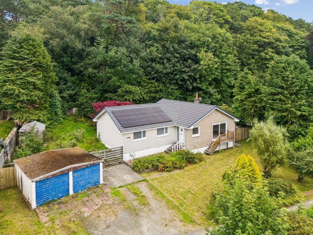 Property photo 1 of 37 Picture No. 33