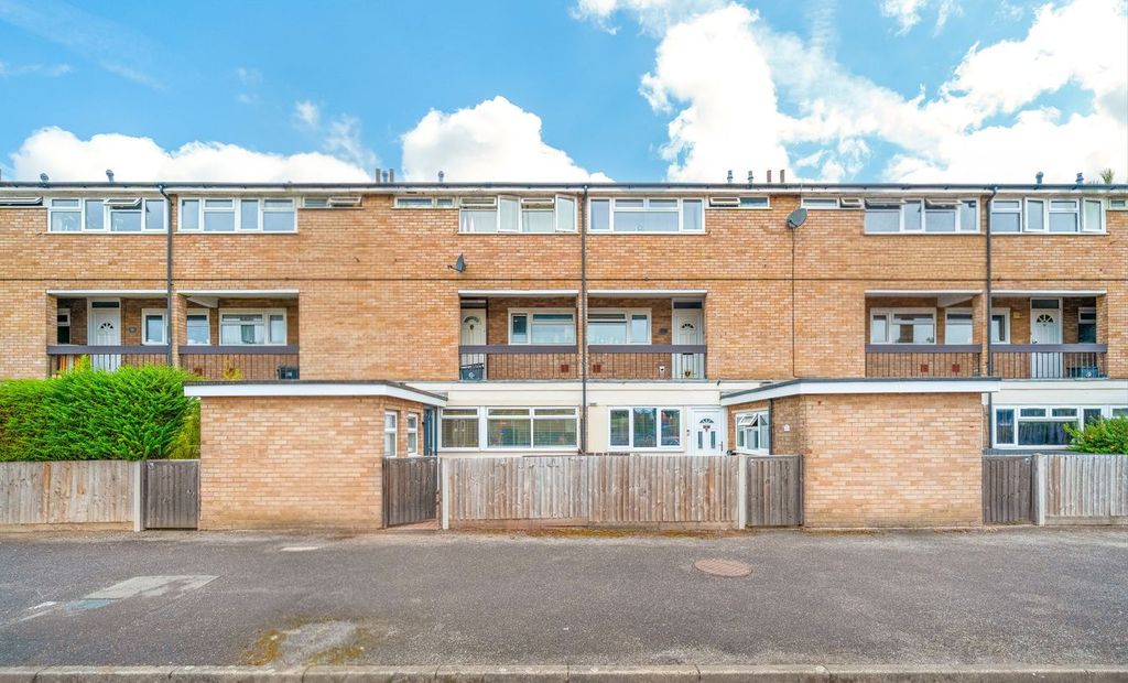 Property photo 1 of 18