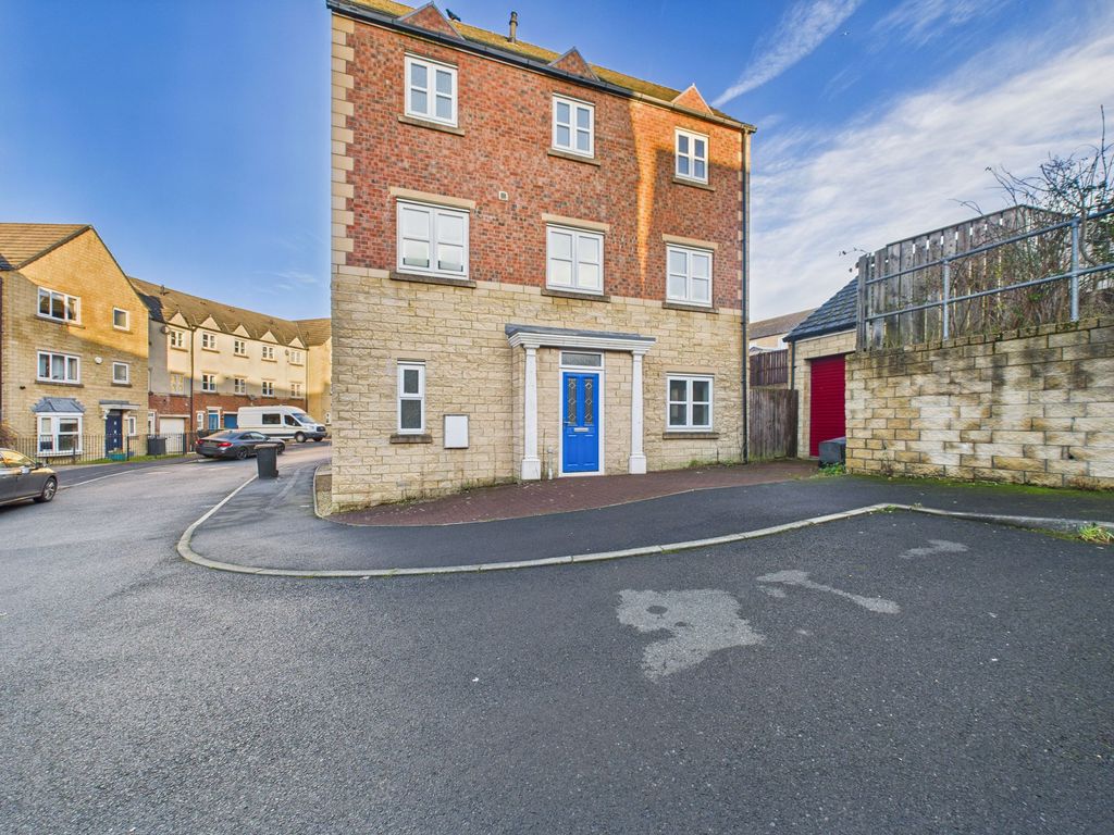 Property photo 1 of 14