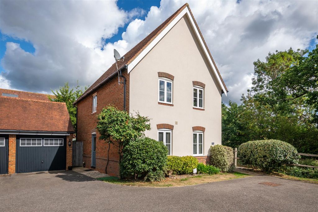 Property photo 1 of 25 13 Newman Road Externals-9.Jpg