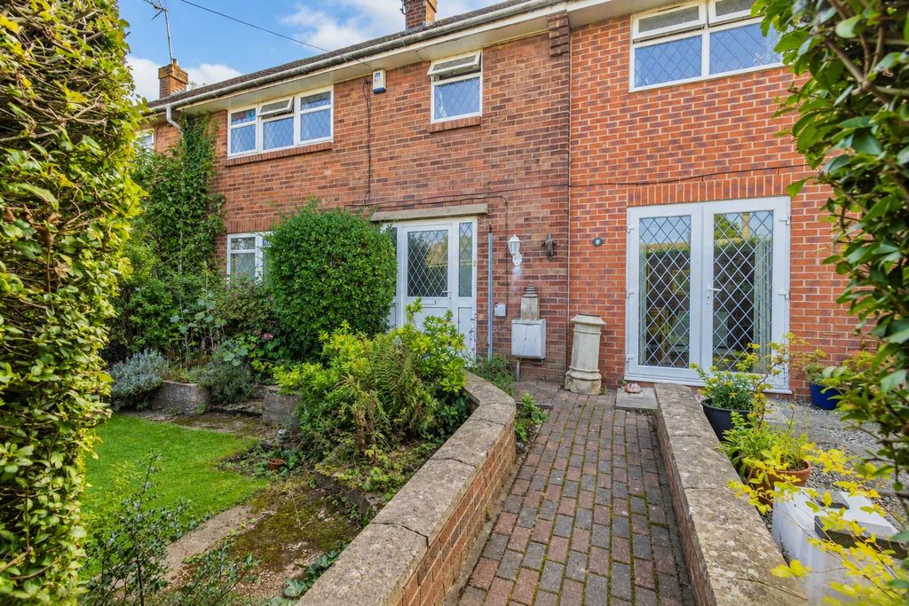 Property photo 1 of 30
