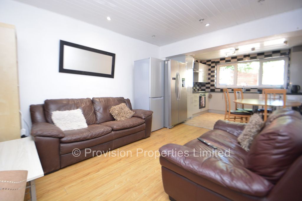 Property photo 1 of 15 Photo