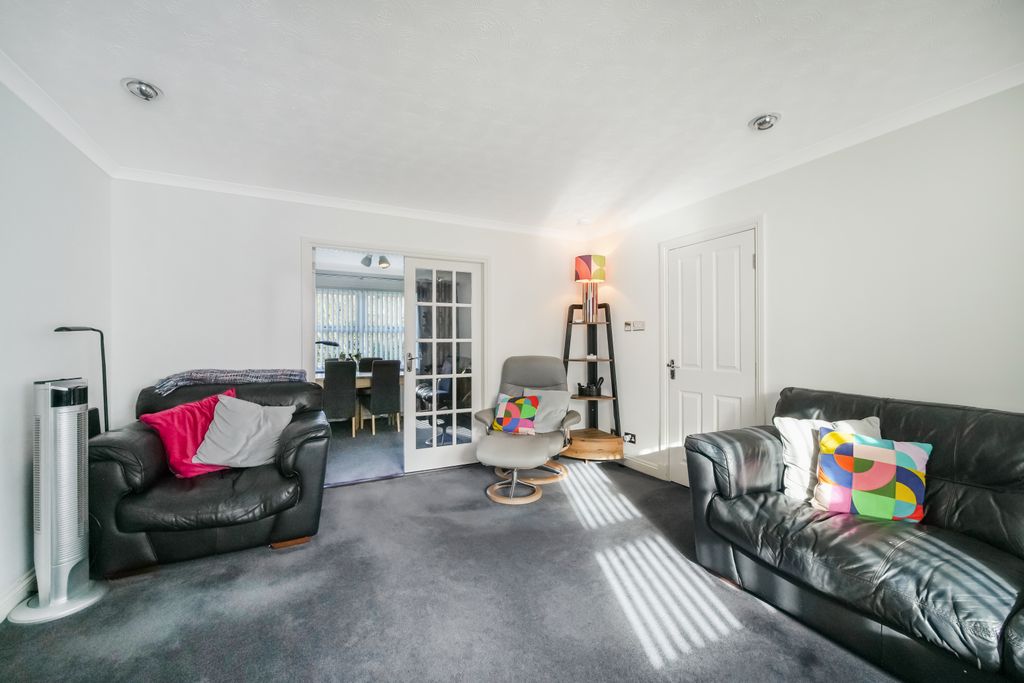 Property photo 3 of 18 Property Image 3