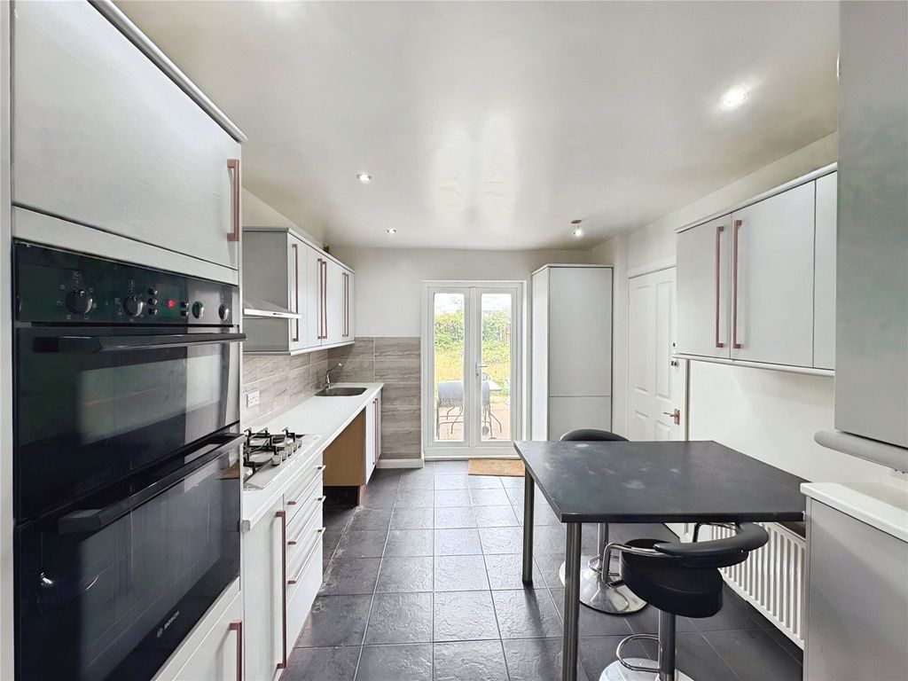 Property photo 2 of 13 Picture No. 03