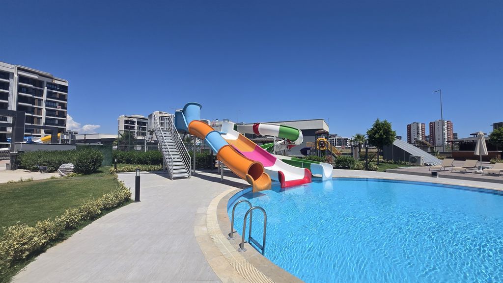 Property photo 2 of 10 Brand-New Antalya Apartments In Altintas For Sale - Swimming Pool With Kids Slides