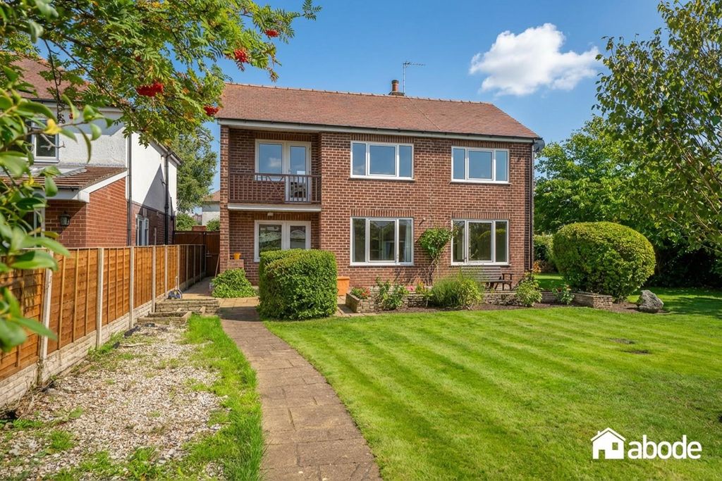 Property photo 2 of 25 Dsc01834-Hdr.Jpg