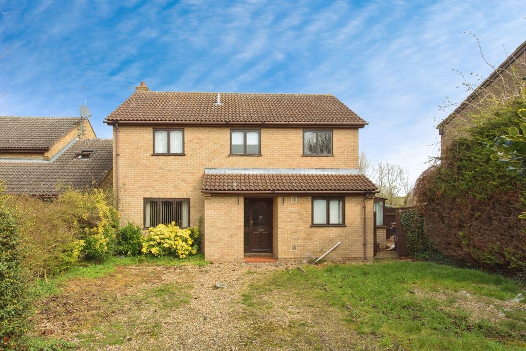 Property photo 2 of 17 Photo