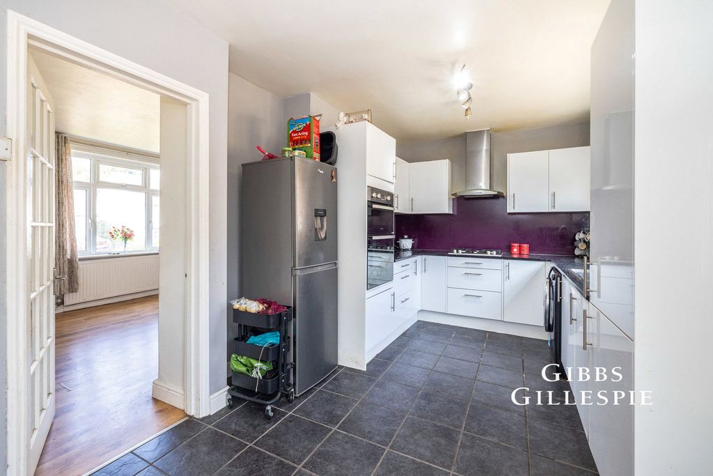 Property photo 3 of 10 Picture No. 01