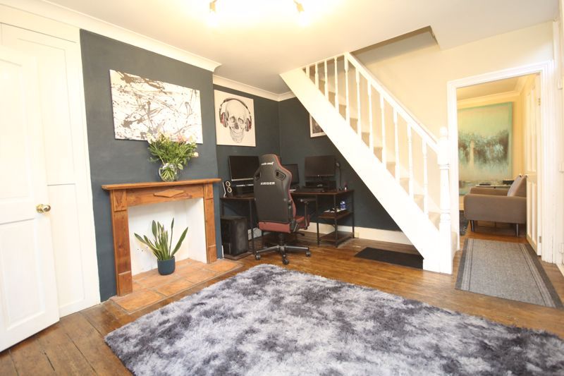 Property photo 3 of 13 Photo 2