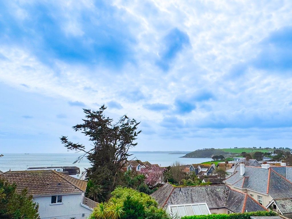 Property photo 2 of 32 Photo 52