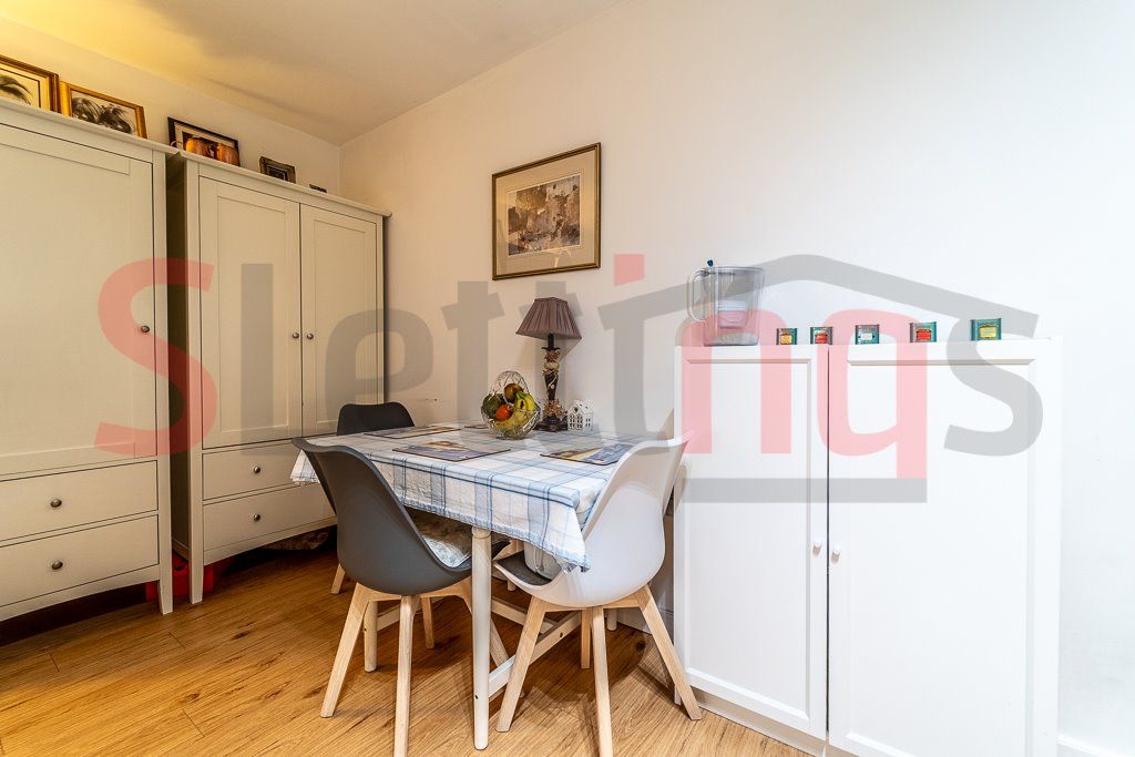 Property photo 3 of 21 Gallery