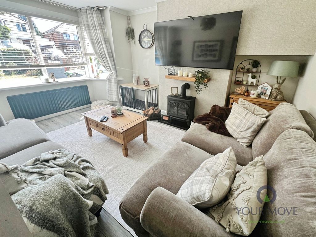 Property photo 3 of 18 Pbox-Img.Jpg