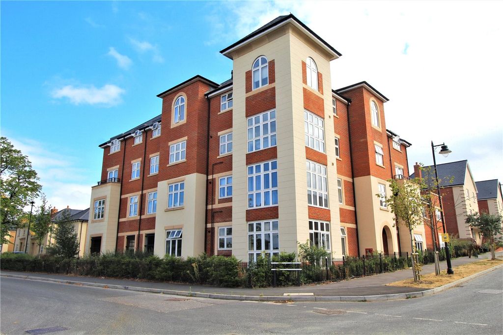 Property photo 1 of 17 Picture No. 09