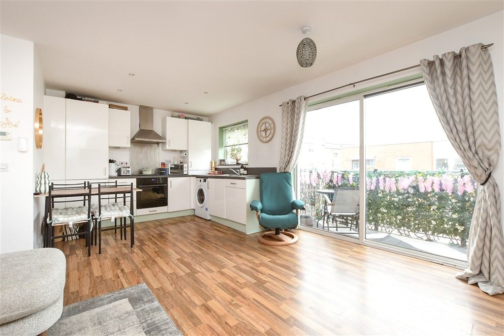 Property photo 3 of 14 Kitchen Lounge/Diner