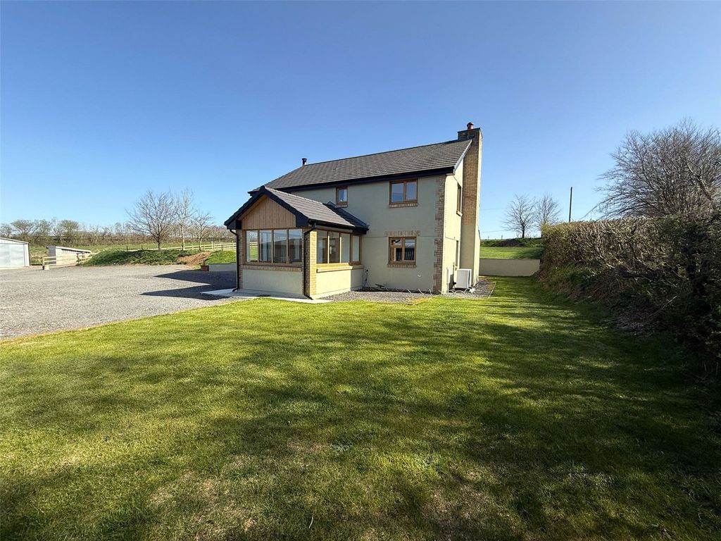 Property photo 1 of 27 Picture No. 34