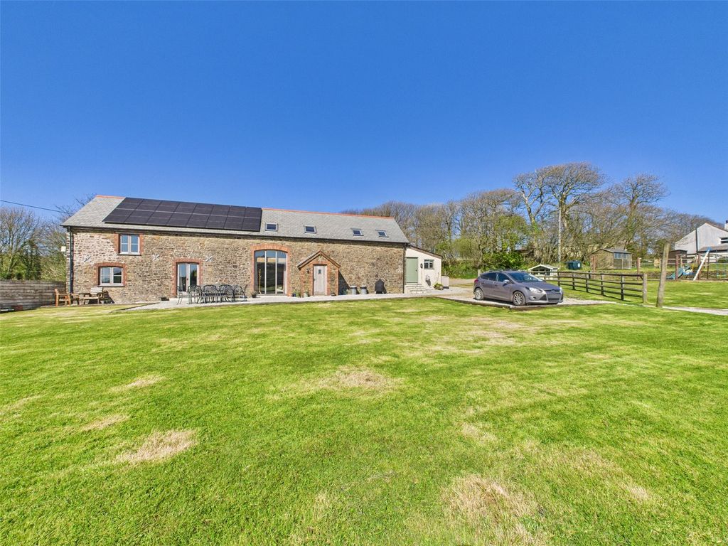 Property photo 1 of 37 Picture No. 48