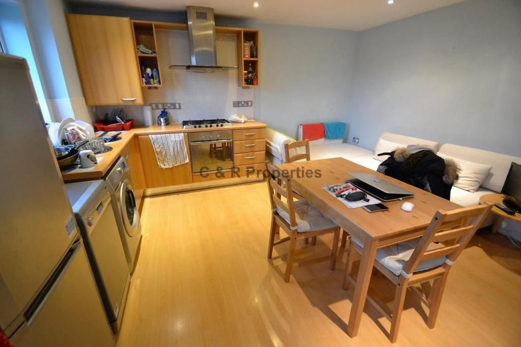 Property photo 3 of 7 Gallery