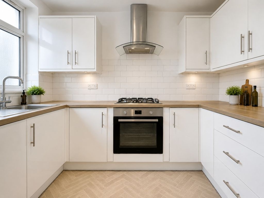 Property photo 1 of 11 4976760