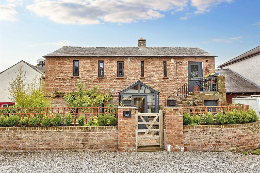 Property photo 1 of 24 1 Kemplay Foot Farm