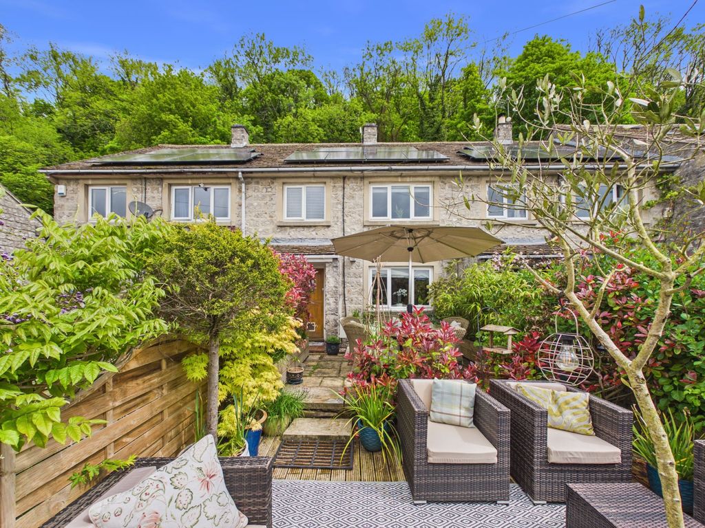 Property photo 1 of 39