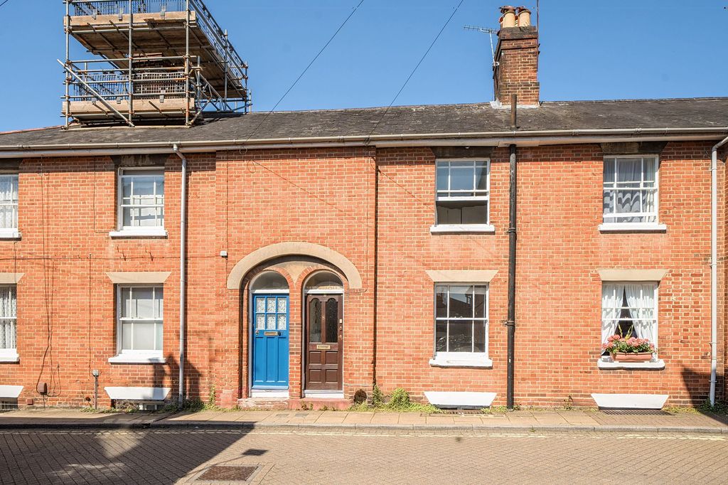 Property photo 1 of 16