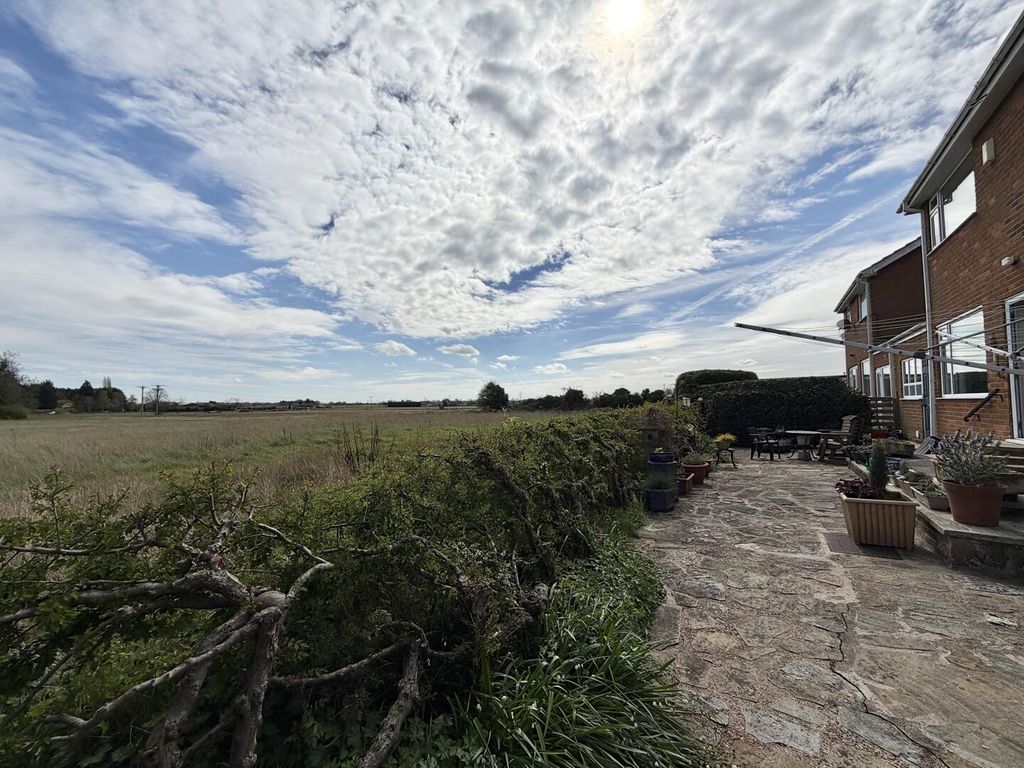 Property photo 3 of 19 Rear Garden