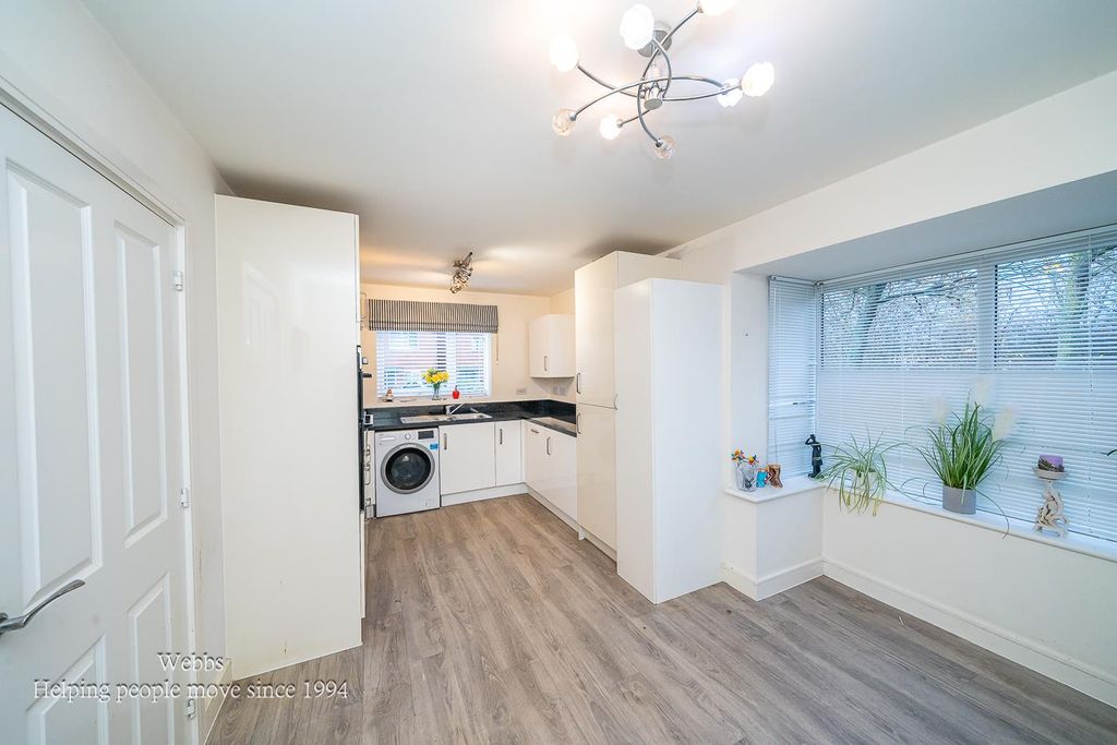 Property photo 3 of 32 Webbs-40.Jpg