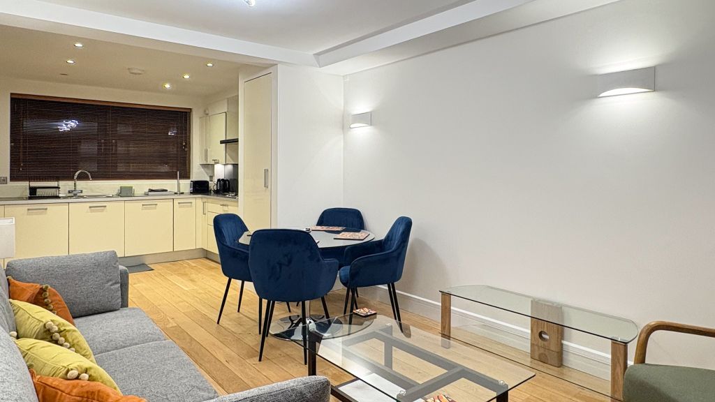 Property photo 1 of 25