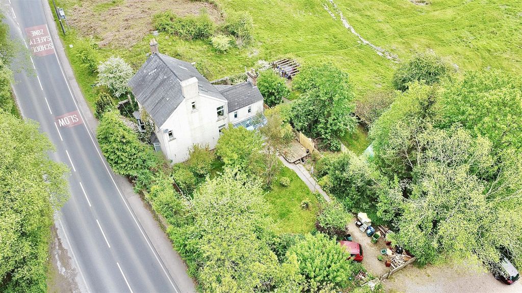 Property photo 1 of 22