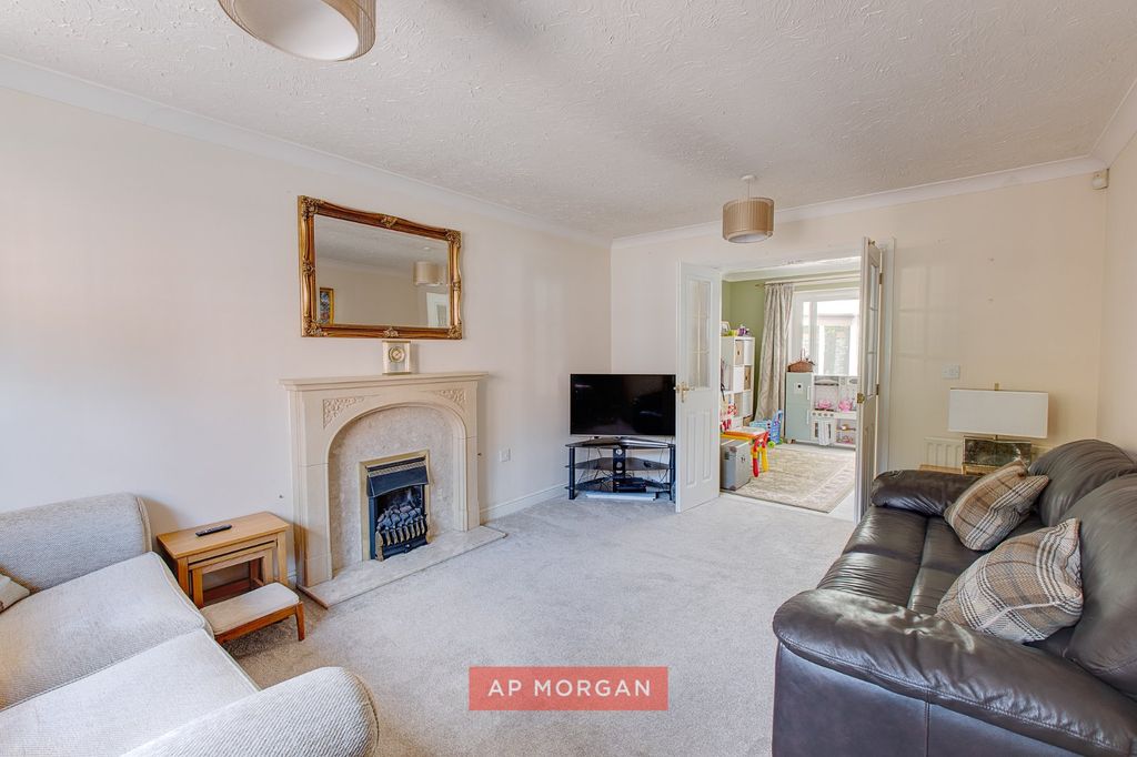 Property photo 3 of 15 Picture No. 05